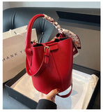 Load image into Gallery viewer, Hot Selling Simplicity High-end Women's Crossbody Bag PU Material Versatile Bucket Bag Fashion Handbag Commuting